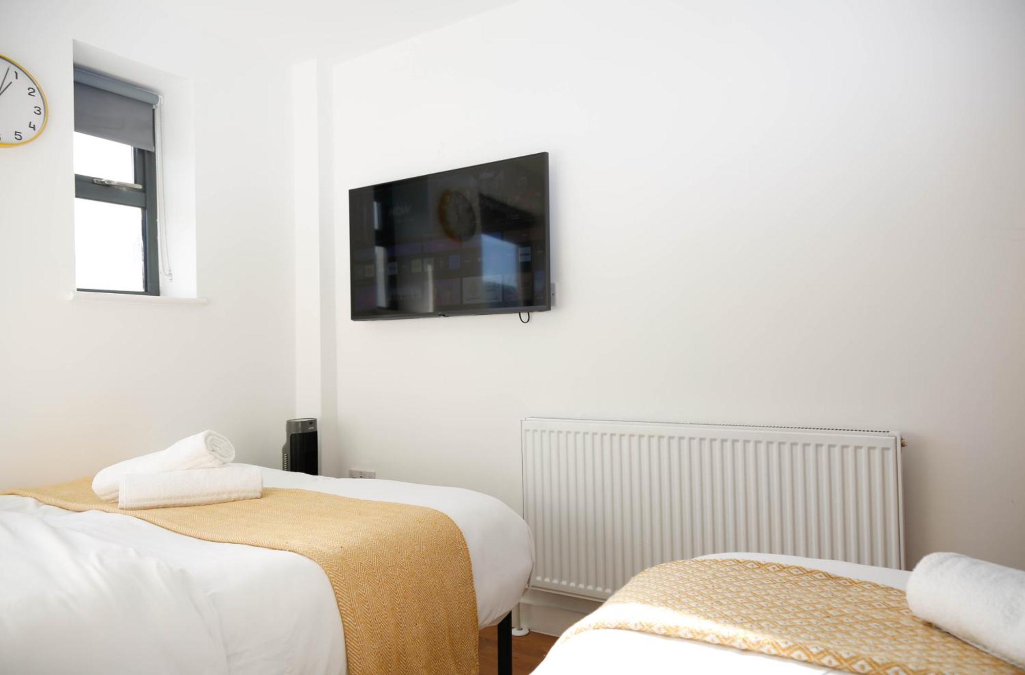 New Luxury Rooms In The Heart Of London Next To Shops, Cafes, Bars & Metro With Shared Bathrooms Buitenkant foto