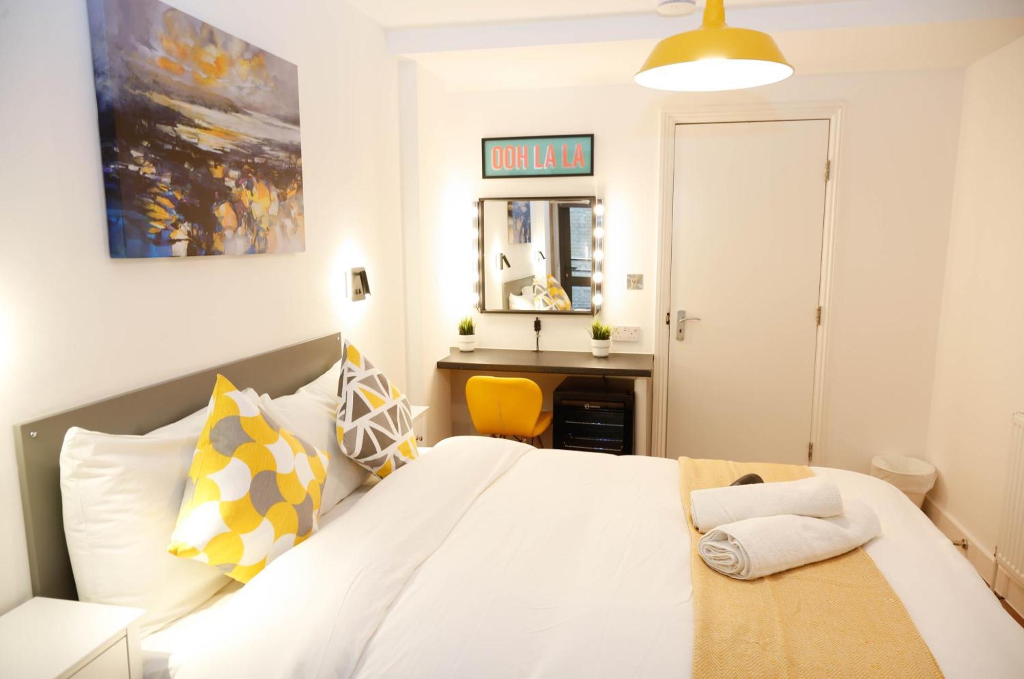 New Luxury Rooms In The Heart Of London Next To Shops, Cafes, Bars & Metro With Shared Bathrooms Buitenkant foto