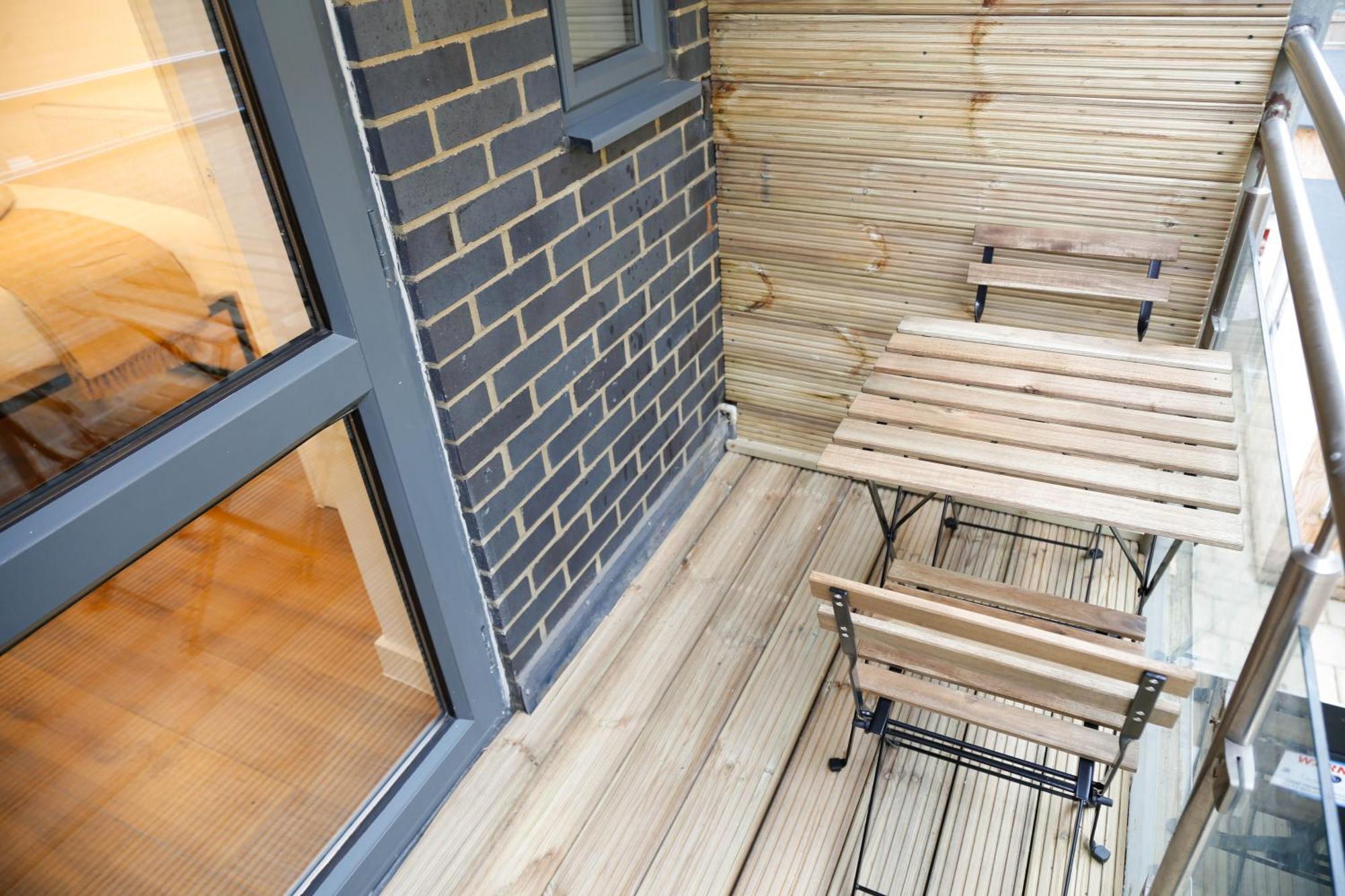 New Luxury Rooms In The Heart Of London Next To Shops, Cafes, Bars & Metro With Shared Bathrooms Buitenkant foto