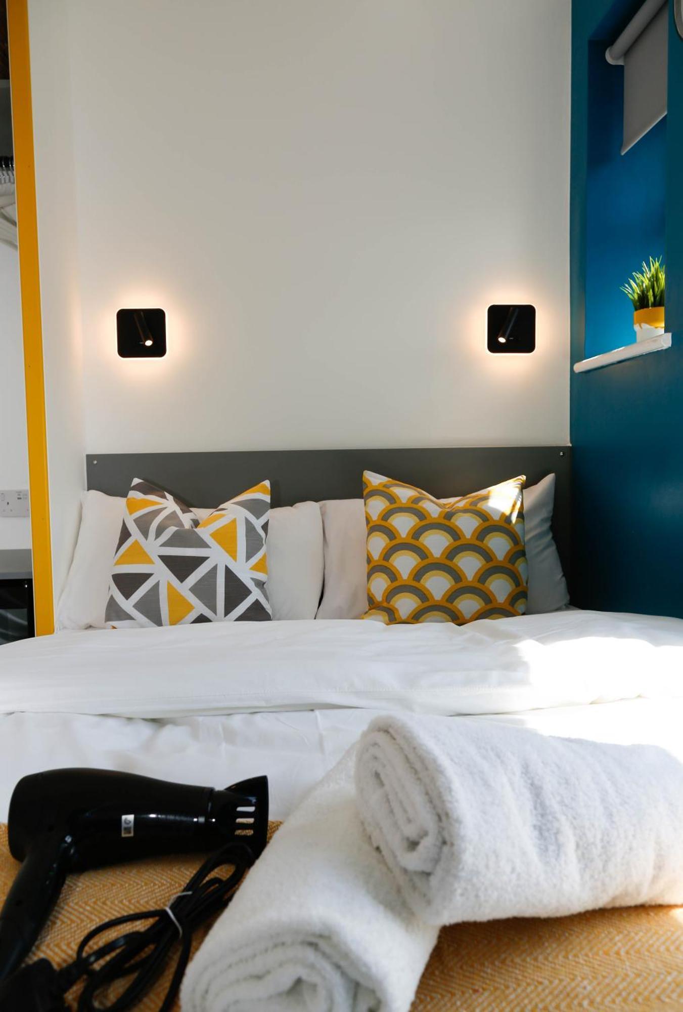 New Luxury Rooms In The Heart Of London Next To Shops, Cafes, Bars & Metro With Shared Bathrooms Buitenkant foto