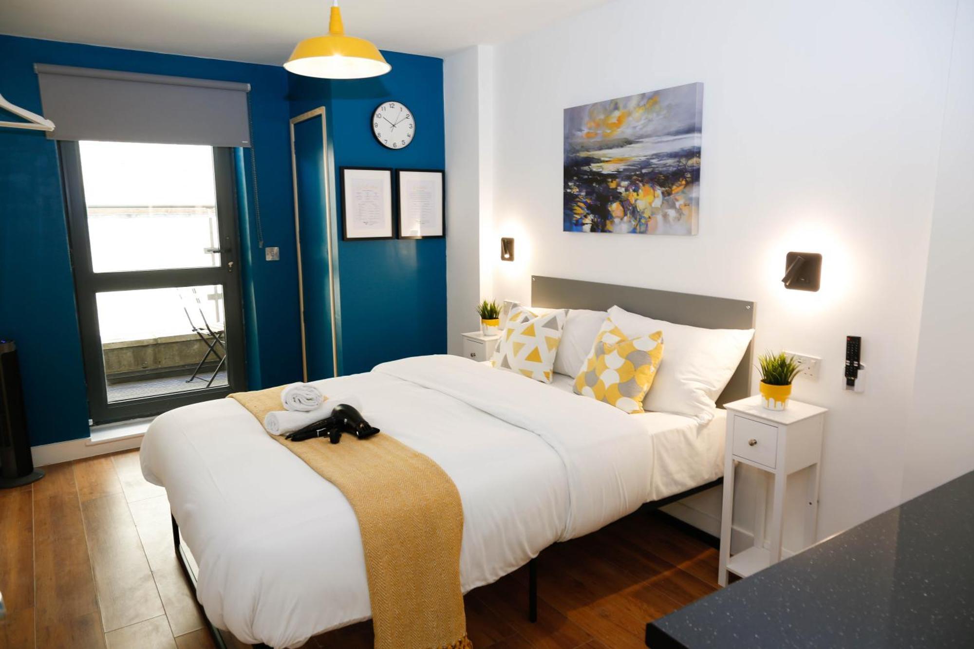 New Luxury Rooms In The Heart Of London Next To Shops, Cafes, Bars & Metro With Shared Bathrooms Buitenkant foto