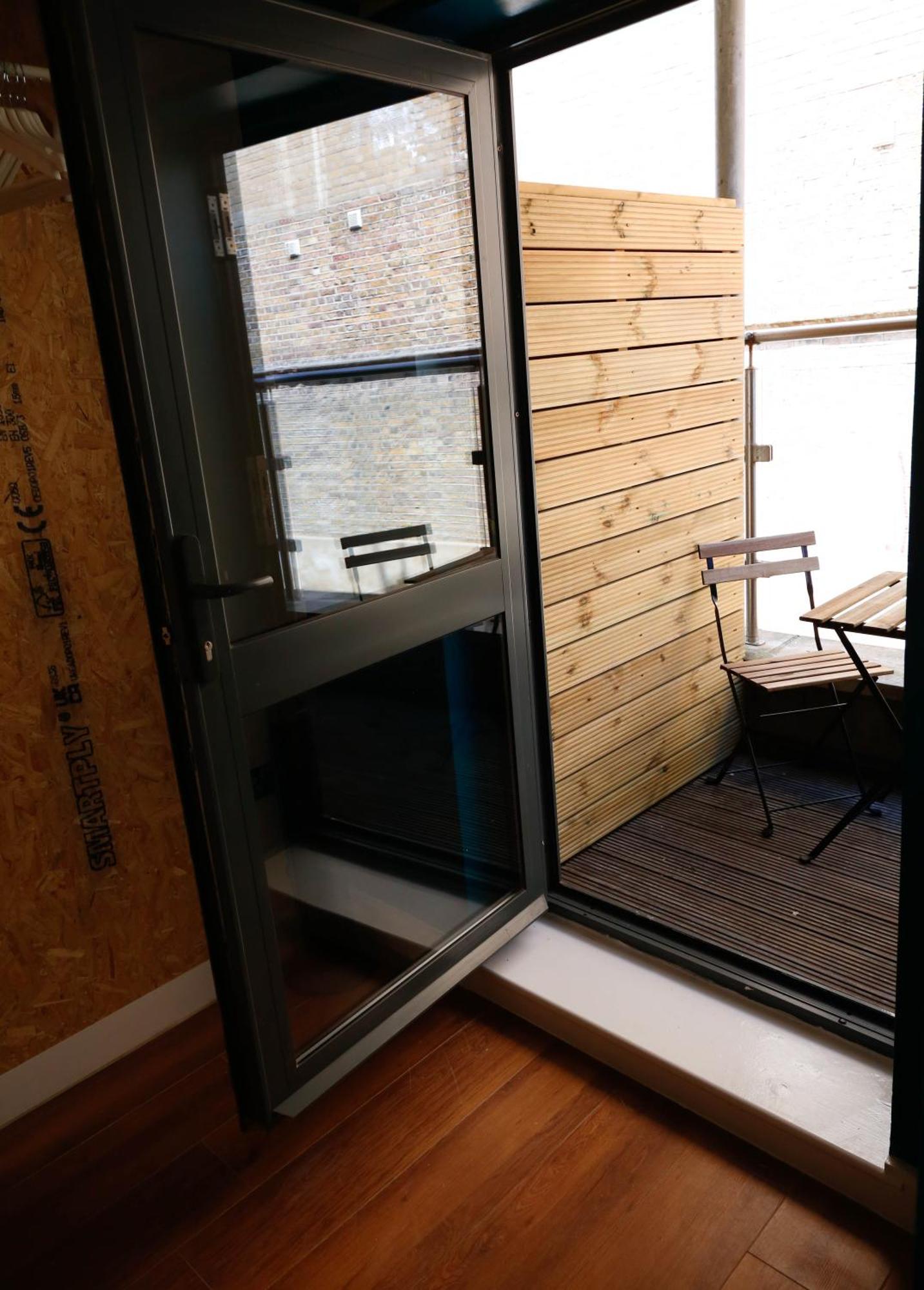 New Luxury Rooms In The Heart Of London Next To Shops, Cafes, Bars & Metro With Shared Bathrooms Buitenkant foto